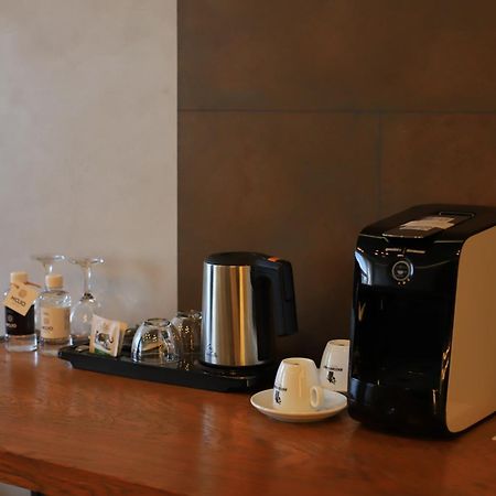 Mojo Hall Hotel Lutsʼk Dış mekan fotoğraf